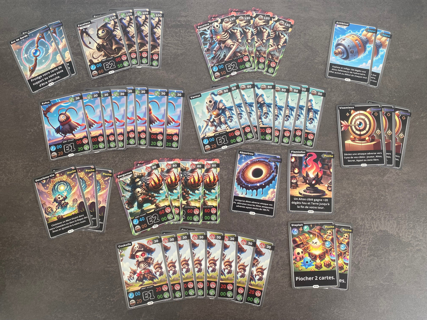 Pack Découverte (2 Decks + 3 boosters)